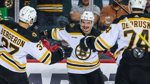 Хоккеист Орлов назвал неожиданностью свой обмен в «Бостон»<br />
