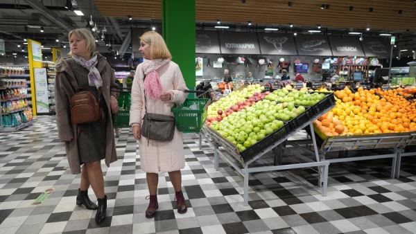 Инфляция в России опустилась ниже 10% впервые за год<br />
