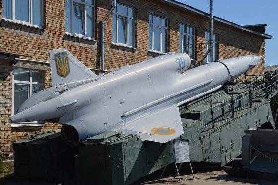 Украинские ударные беспилотники: барражирующие боеприпасы, «Байрактары» и дальние реактивные разведчики, переделанные в крылатые ракеты