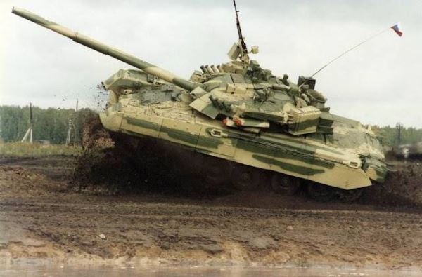 Единственный танк Т-80УМ-2 с активной защитой «Дрозд» был уничтожен ещё в начале спецоперации