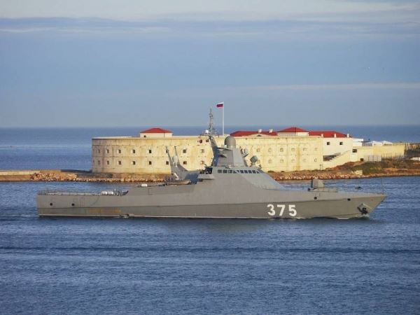 Почему флот России должен рыдать от провала военной программы США?